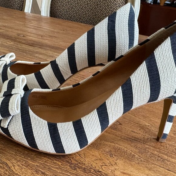 J. Crew Isabelle Printed Bow Pumps, Black and White, Size 6.5 - Picture 6 of 7